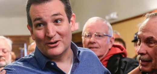 Cruz Downplays Trump Raising Concerns Over Canadian Birth Photo