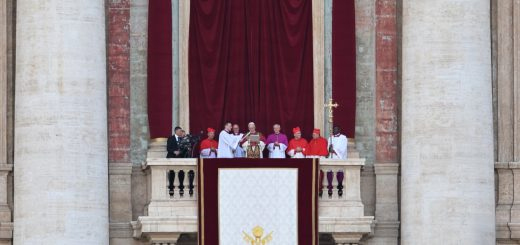papal balcony